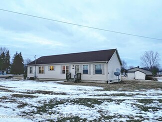 113 S Herring St, Ashley, MI 48806