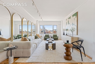 60 E 8th St Unit 28F, New York, NY 10003