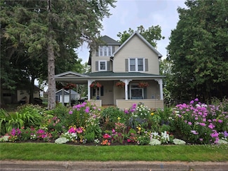 313 Harriman Ave N, Amery, WI 54001