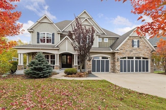 66 Monarch Way, Saint Paul, MN 55127