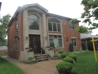 6312 N Karlov Ave, Chicago, IL 60646