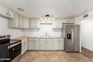 7047 W Almeria Rd, Phoenix, AZ 85035