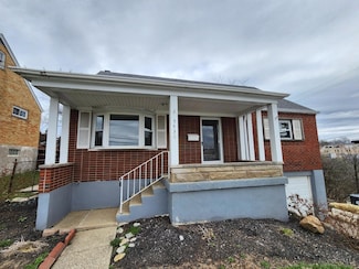 5438 Lawrence Rd, Cincinnati, OH 45248