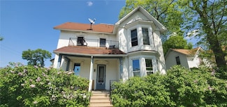 705 E Grand Ave Unit 2, Eau Claire, WI 54701