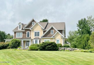 8 Melville Ct, Lenox, MA 01240