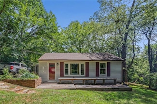 8604 E 47th St, Kansas City, MO 64129