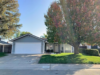 7607 Harmony Oaks Way, Sacramento, CA 95828