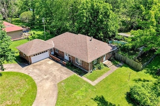 14121 S Haven Rd, Grandview, MO 64030