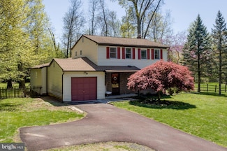 2741 Valley Woods Rd, Hatfield, PA 19440