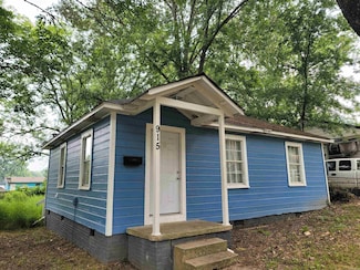 915 Schley St, Benton, AR 72015