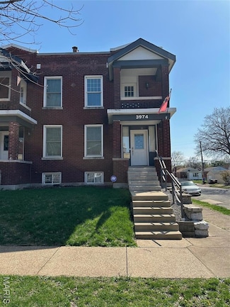 3974 Utah St, Saint Louis, MO 63116