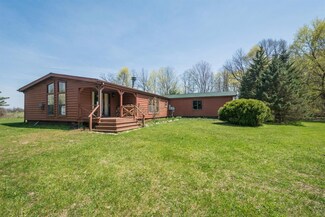 10481 Bemis Rd, Willis, MI 48191