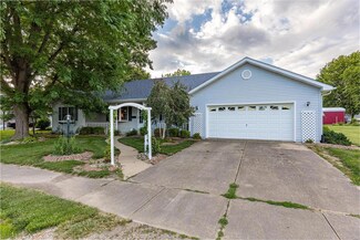 307 E 3rd North St, Mount Olive, IL 62069