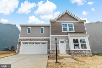 284 Ludgate Manor, Falling Waters, WV 25419