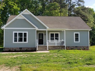 1275 Heron Point Rd, Tappahannock, VA 22560