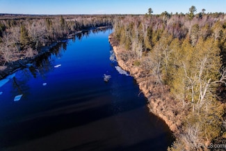 0001 V 5 Ln, Rapid River, MI 49878