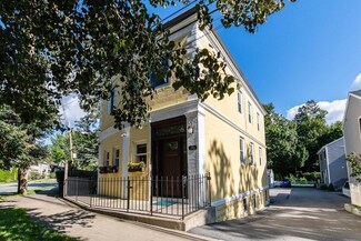 2 Charles St, Auburndale, MA 02466