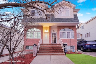 61 Sunset Ave, Staten Island, NY 10314