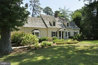 639 Broadwater Way, Gibson Island, MD 21056