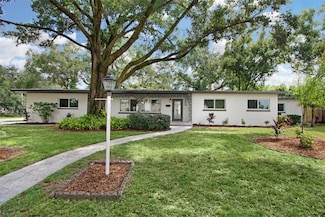 302 Springdale Place, Temple Terrace, FL 33617