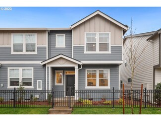 831 N 19th Ave, Cornelius, OR 97113