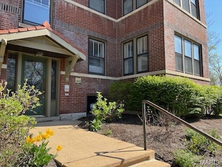 5803 Waterman Blvd Unit 1 East, Saint Louis, MO 63112