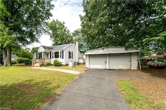 4065 Leo St, Winston Salem, NC 27105