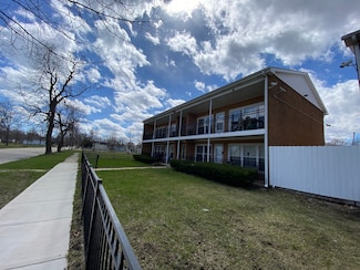 2900 Elizabeth Ave Unit 2S, Zion, IL 60099