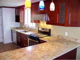 9 Chamberlain St, Dorchester Center, MA 02124