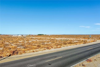 97 Ave Vic Ste, Lancaster, CA 93545