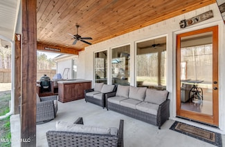 1656 Old Lake Rd, Brandon, MS 39042