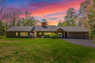 23 Vine Hill Rd, Farmington, CT 06032