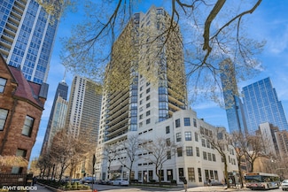 33 W Delaware Place Unit 13G, Chicago, IL 60610