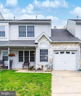 23 Shady Brooke Ln, Swedesboro, NJ 08085