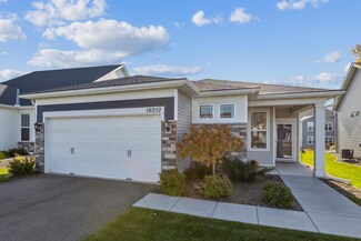 10257 Ironwood Ln, Rogers, MN 55374