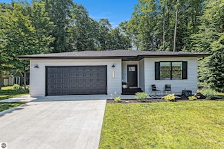 4675 Choice Cir, Traverse City, MI 49685