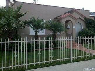 214 E Burnett St, Long Beach, CA 90806