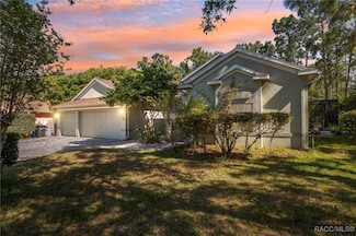 10 Boxleaf Ct S, Homosassa, FL 34446