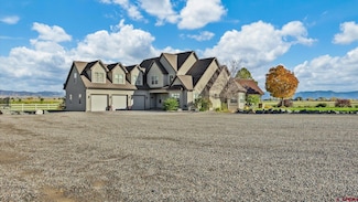 1516 13 Rd, Loma, CO 81524