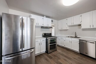 1022 S Lola Ln, Tempe, AZ 85281