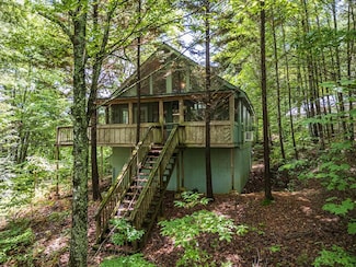 286 R J Mountain View Dr, Murphy, NC 28906