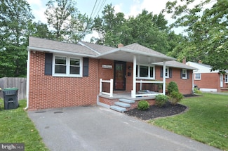 207 Maryland Ave, Newport, DE 19804