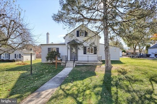 234 E Green St, Camp Hill, PA 17011