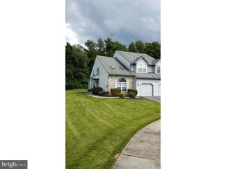 1424 Hillpoint Cir, Reading, PA 19608