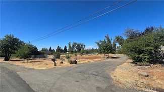 4827 Salmon Dr, Paradise, CA 95969