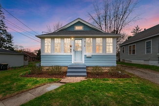 418 Barber St, West Chicago, IL 60185