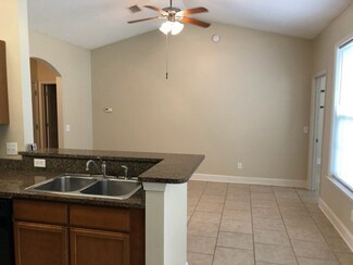230 Callie Cir, Brunswick, GA 31523