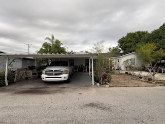 514 W Hood St, Avon Park, FL 33825