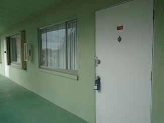 3500 Springdale Blvd Unit 304, Palm Springs, FL 33461