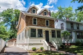 76 Midland Ave, Glen Ridge, NJ 07028